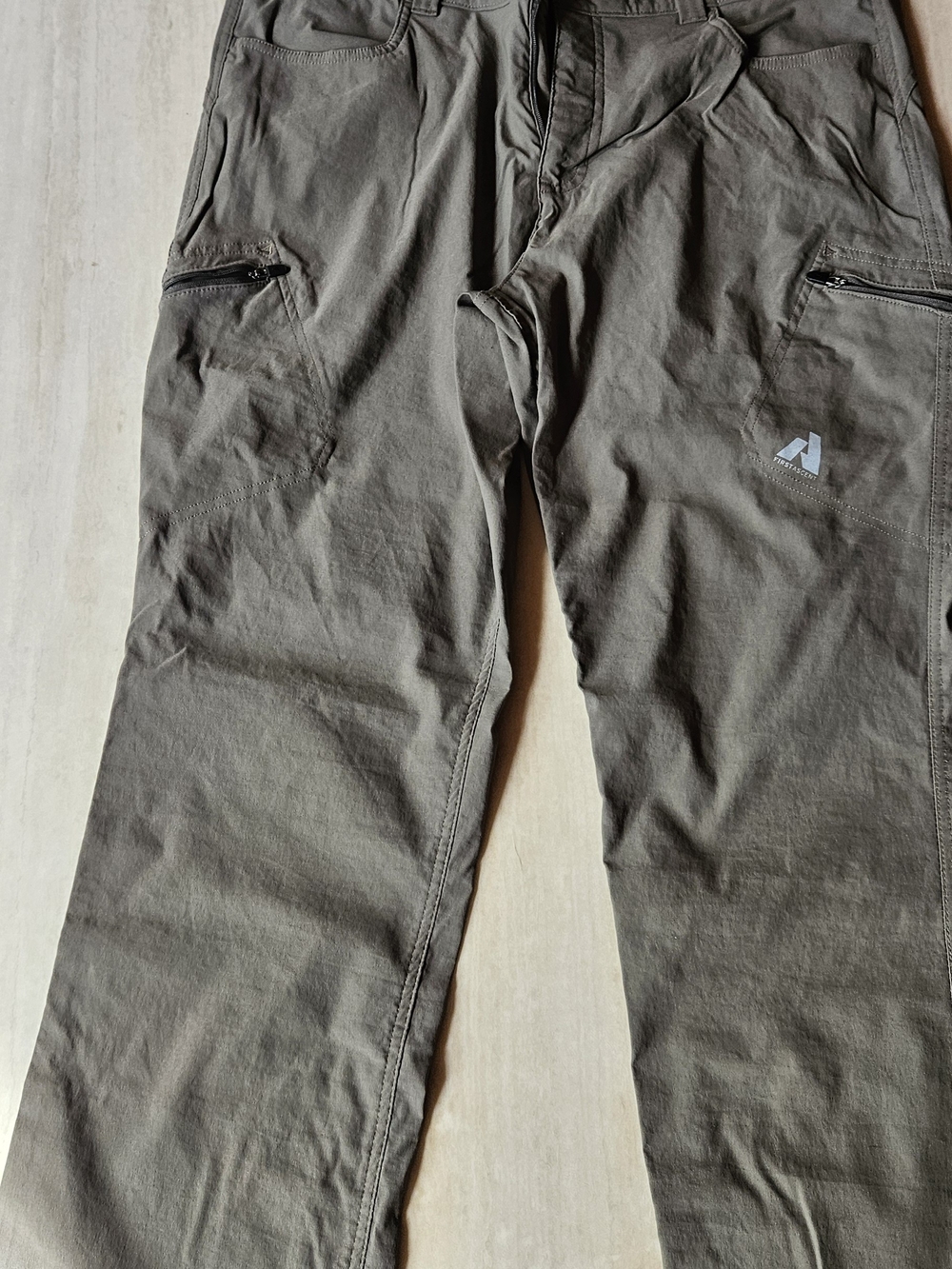 Eddie Bauer Olive Utility Cargo Pants with Zippered Thigh Pockets